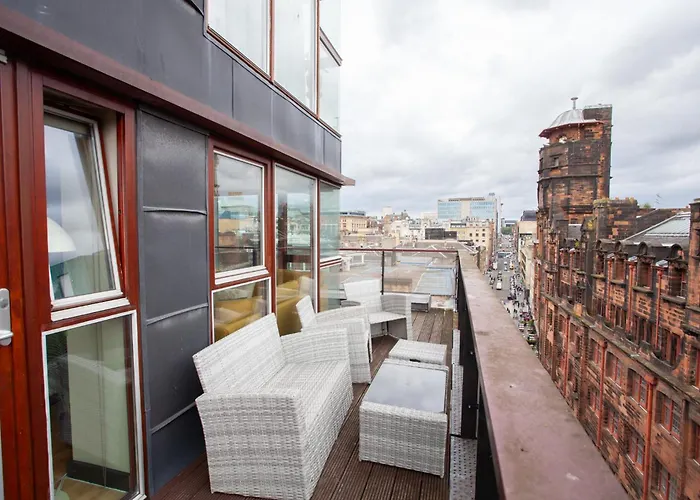 Beautiful Penthouse In City Centre Location